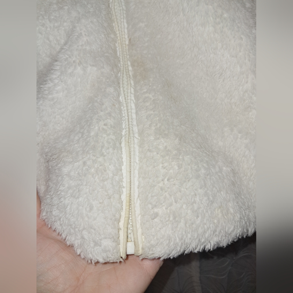 Patagonia brand Women's size medium fleece vest jacket - Picture 3 of 8